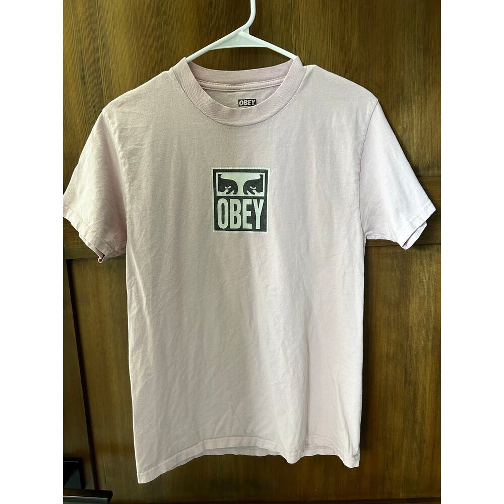 Obey Men's‎ T-Shirt Light Pink Size Small